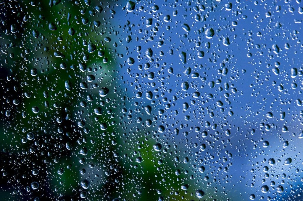 Raindrop Glass Window Wet - NickyPe / Pixabay